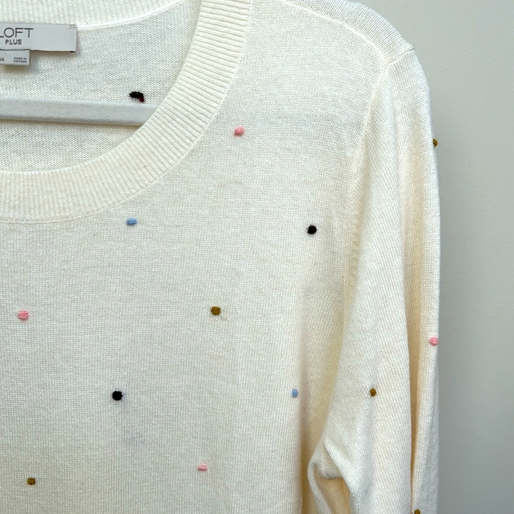 Creamy Polka Dot Loft Sweater 14 - Picture 5 of 9
